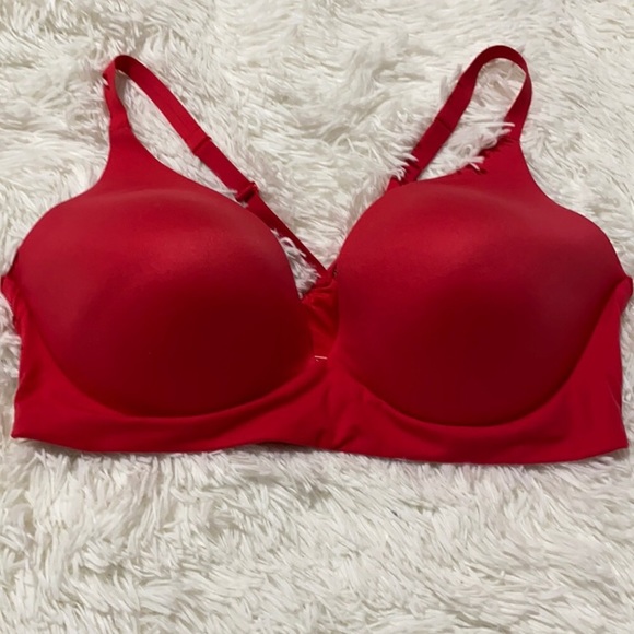 Victorias Secret Wireless Bra - Picture 1 of 3